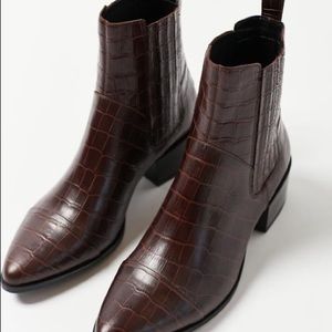 Vagabond shoemaker Marja Embossed Leather brown boot